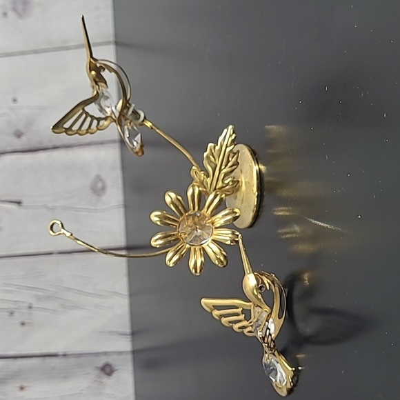 HUMMINGBIRD AUSTRIAN CRYSTAL MASCOT  LITE CATCHER WITH FLOWERS 24KT GOLD PLATED - Picture 11 of 16